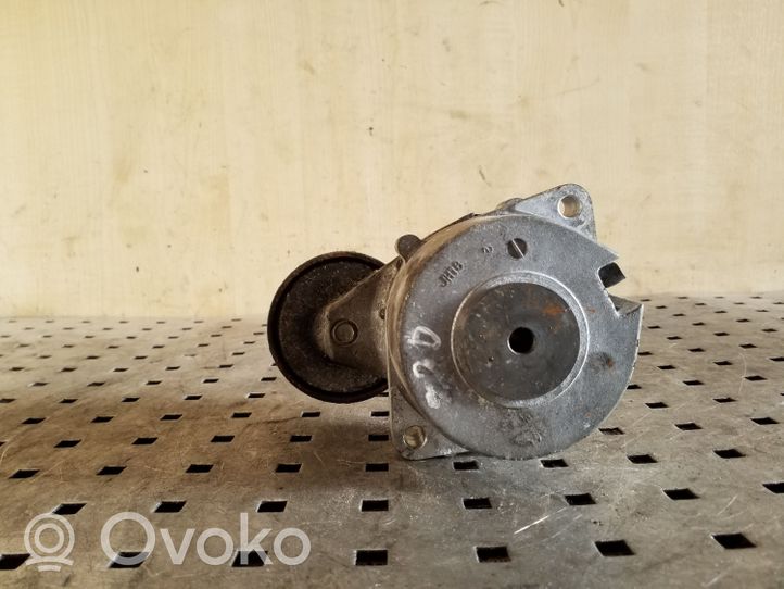 Honda CR-V Generator/alternator belt tensioner 