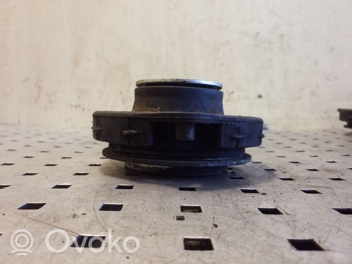 Volkswagen Polo IV 9N3 Ressort hélicoïdal, support jambe de force 6N0412331E