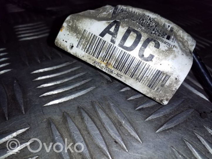 Ford Focus ABS-taka-anturin johdotus AV6T2C055ADC