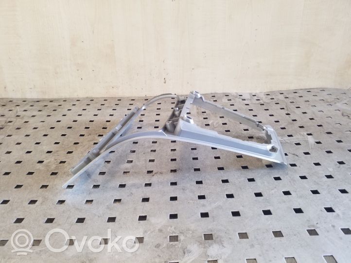 BMW X3 E83 Rivestimento in plastica cornice della leva del cambio 52850610