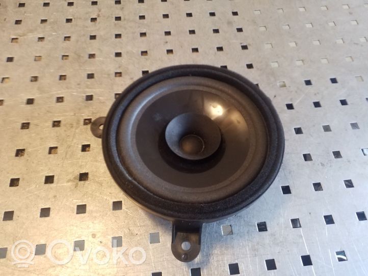 Subaru Outback Enceinte de porte arrière 86301AJ020