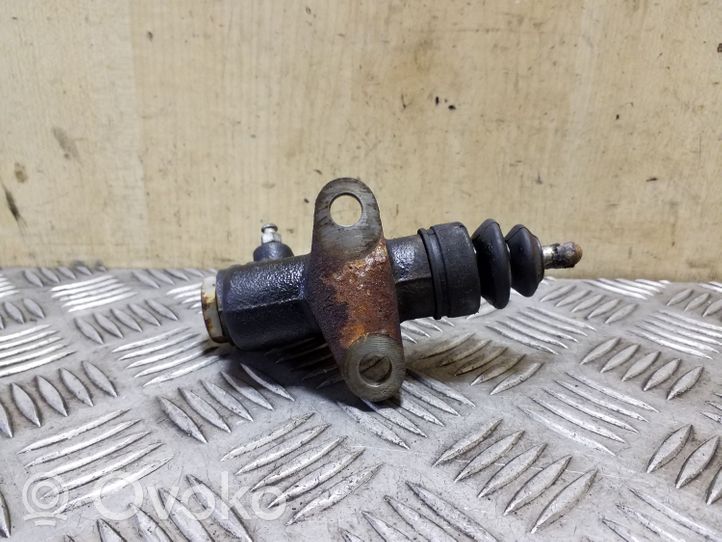 Subaru Outback Cylindre récepteur d'embrayage 