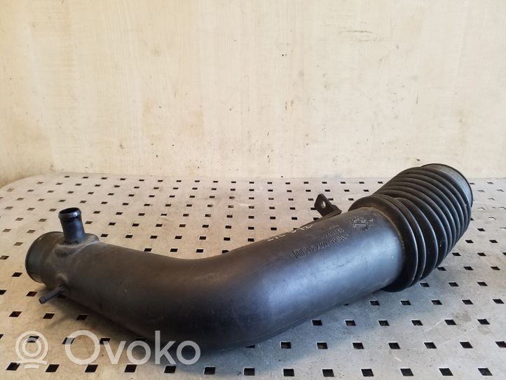 Opel Frontera B Turbo air intake inlet pipe/hose 897142010