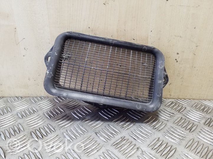 Volkswagen PASSAT B7 Conduit d'air (cabine) 1K0815479B