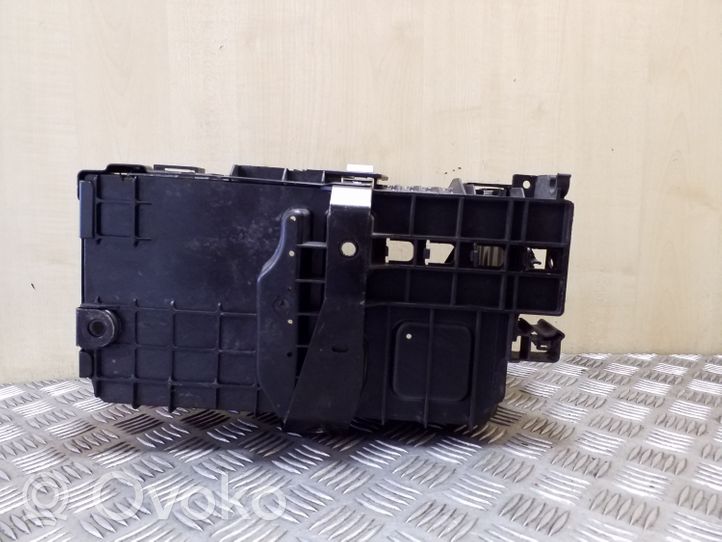 Chevrolet Orlando Vassoio scatola della batteria 13354419