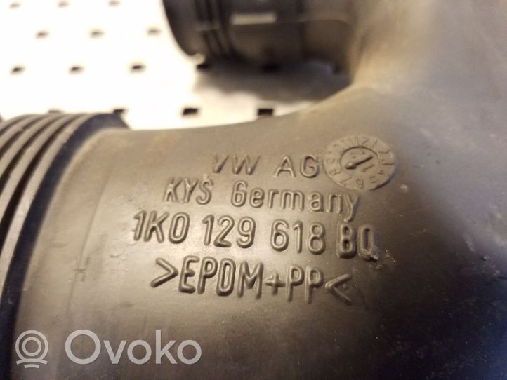 Volkswagen Golf VI Część rury dolotu powietrza 1K0129618BQ