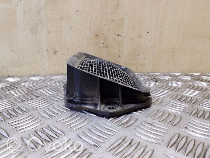 Volkswagen Golf VI Conduit d'air (cabine) 1K0815479B