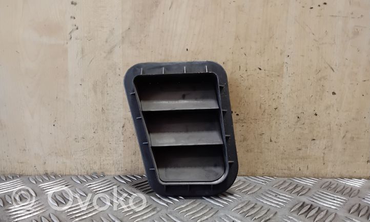 Hyundai ix35 Quarter panel pressure vent 