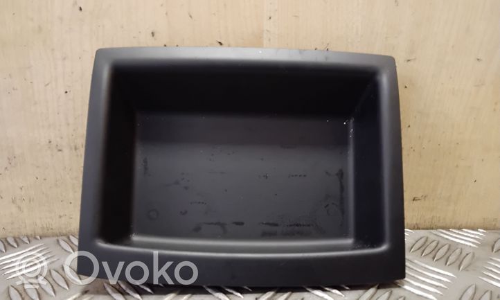 Volkswagen Polo IV 9N3 Daiktadėžė centrinės konsolės 6Q0858719A