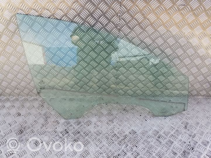 Volkswagen PASSAT CC Vetro del finestrino della portiera anteriore - quattro porte 3C8845202A