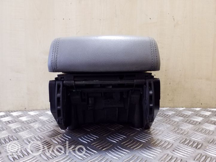 Volkswagen Touareg I Accoudoir 7L6863762D