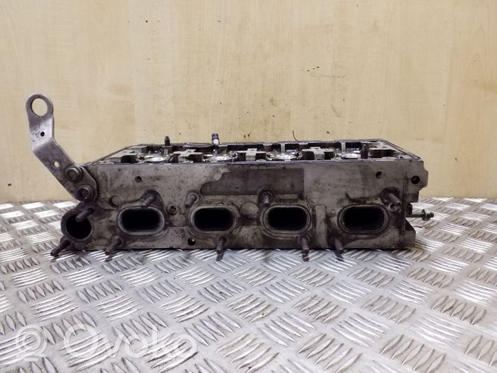 Volkswagen PASSAT B8 Engine head 04L103373E