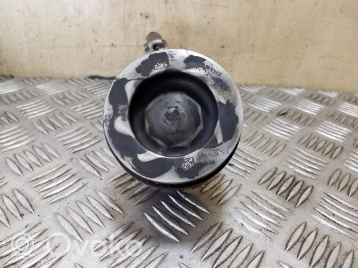 Volkswagen Tiguan Piston with connecting rod 081187