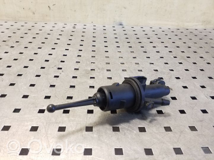 Volkswagen Tiguan Główny cylinder sprzęgła 3C0721388G