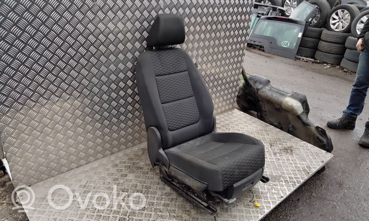 Volkswagen Tiguan Sedile anteriore del conducente 