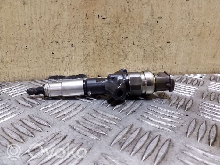 Subaru Outback Injecteur de carburant 16613AA030