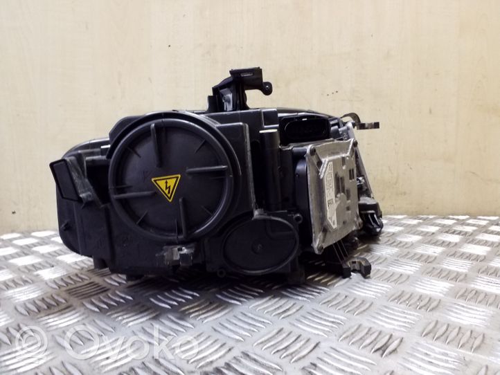 Audi A4 S4 B8 8K Lampa przednia 8K0941029BA