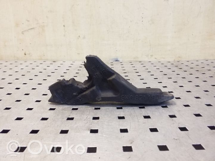 Audi A4 S4 B8 8K Supporto/guarnizione in poliuretano espanso del parafango 8K0821197A