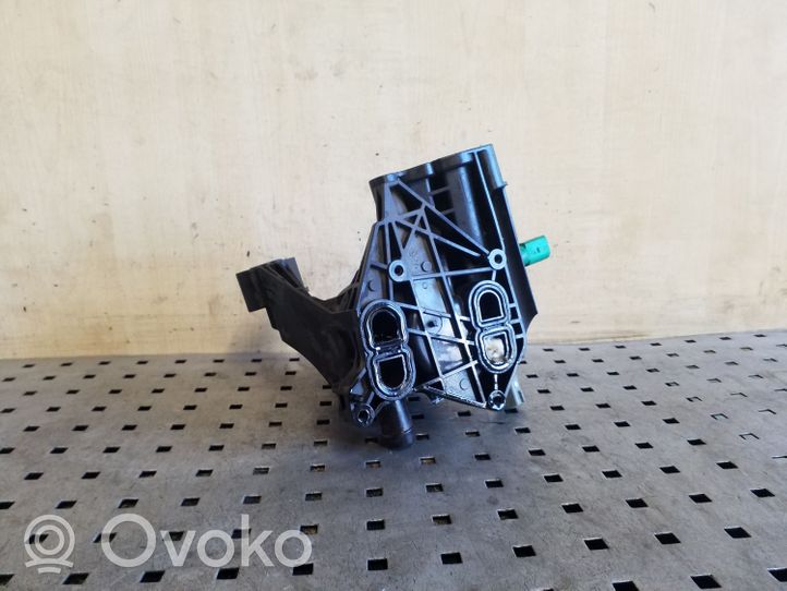 Skoda Octavia Mk3 (5E) Support de filtre à huile 03N115389T