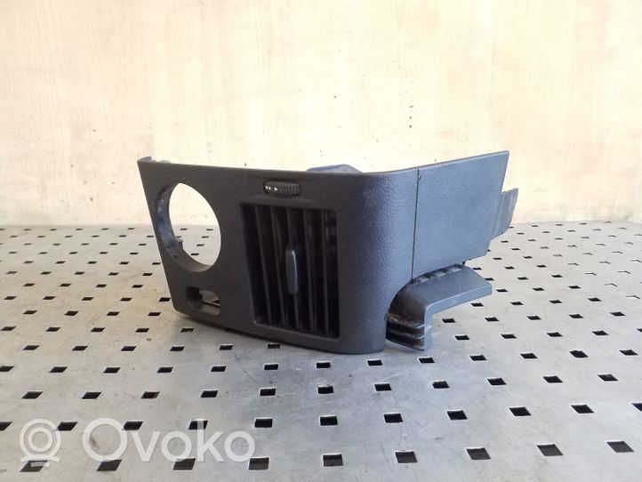 Volkswagen Crafter Copertura griglia di ventilazione laterale cruscotto A9068300754