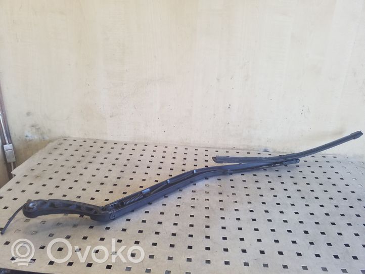 Jaguar XJ X351 Front wiper blade arm 8X2317526D