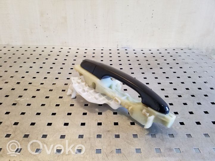 KIA Sorento Front door exterior handle 