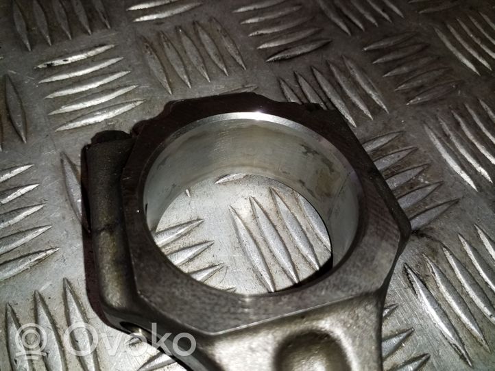 Chevrolet Captiva Piston avec bielle 5520