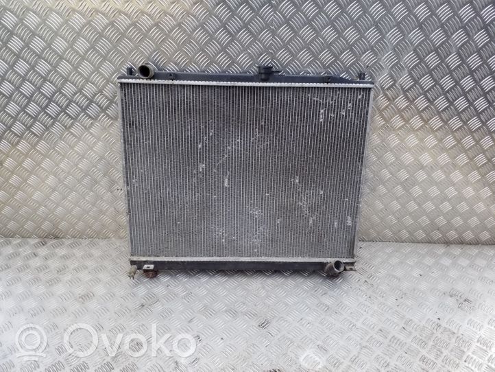 Mitsubishi Pajero Радиатор охлаждающей жидкости 
