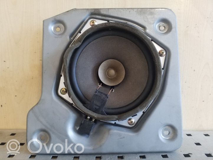 Mitsubishi Pajero Garsiakalbis (-iai) priekinėse duryse MR301667