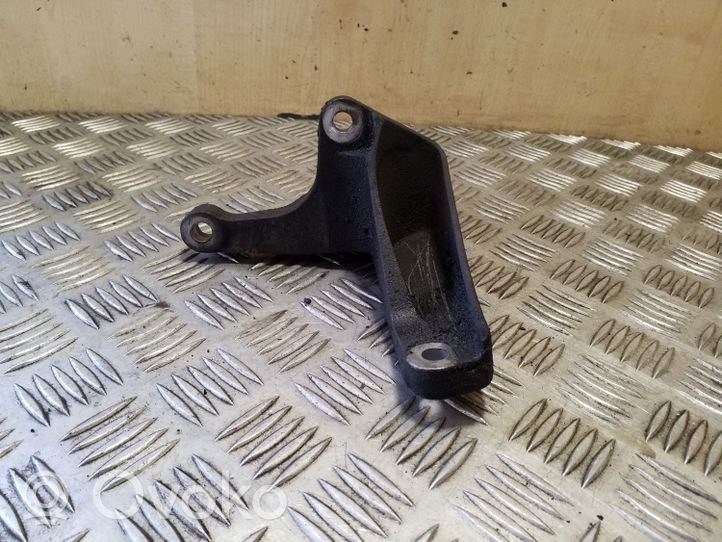 Ford Kuga I Gearbox mounting bracket 8V416P093BA