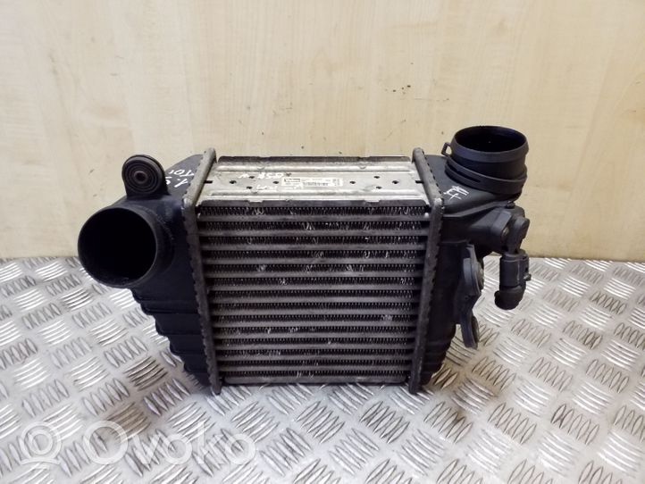 Volkswagen Bora Refroidisseur intermédiaire 1J0145803F