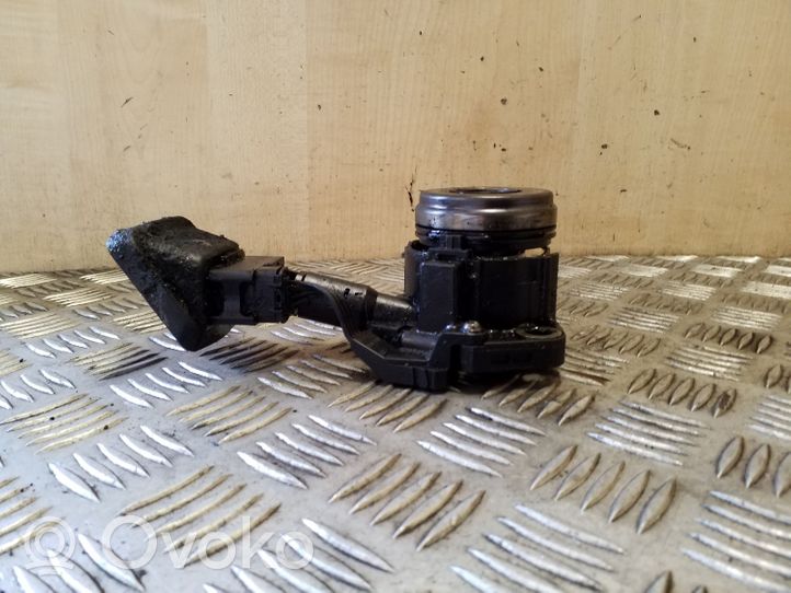 Citroen C4 Grand Picasso Pomocniczy cylinder łożyska wciskowego sprzęgła 14689304