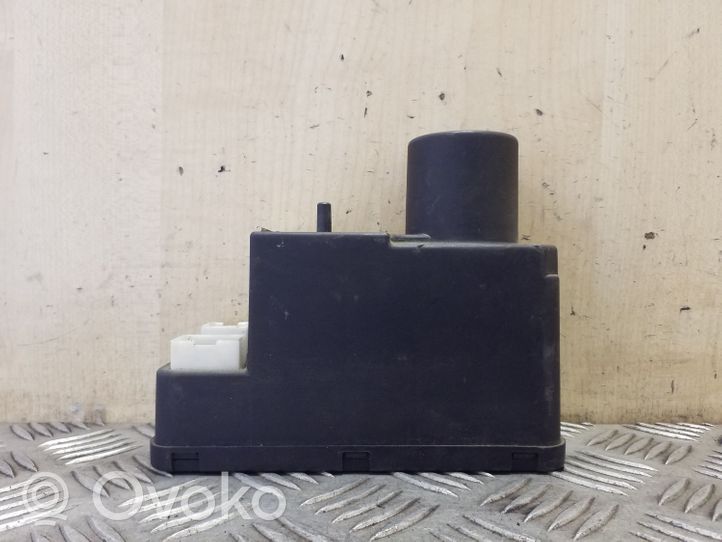 Audi 80 90 S2 B4 Centrinio užrakto vakuuminė pompa 4A0862257F