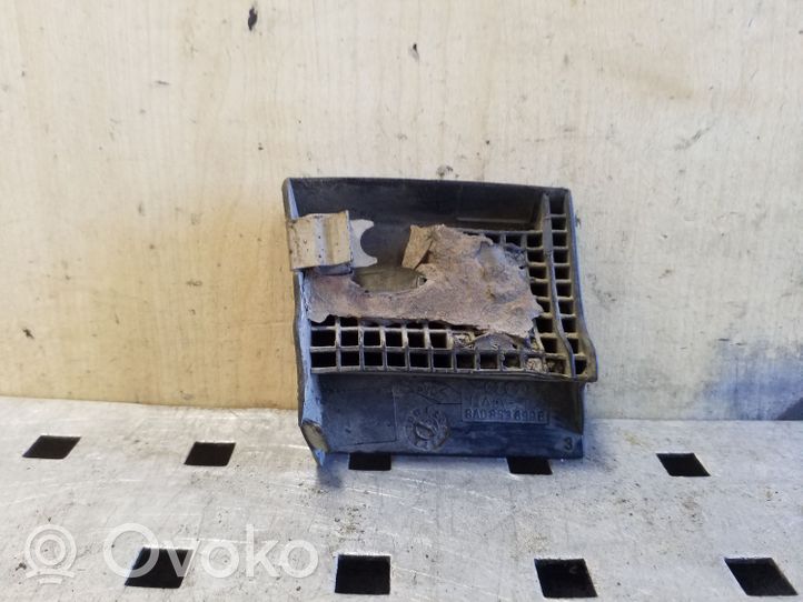 Audi 80 90 S2 B4 Listwa tylnego błotnika 8A0853699B