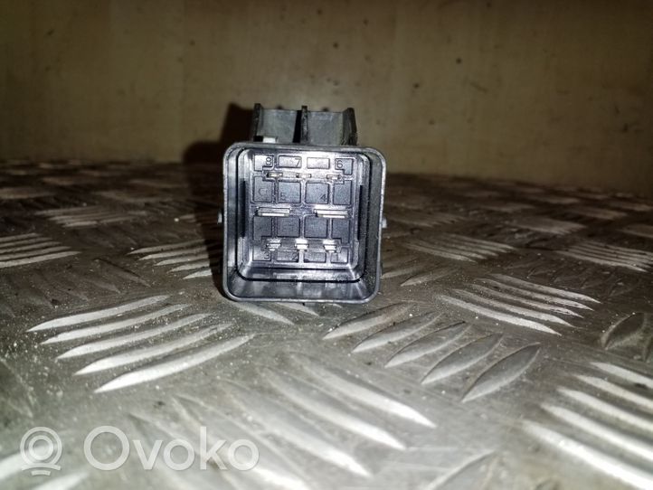 Ford Transit -  Tourneo Connect Glow plug pre-heat relay 51299049