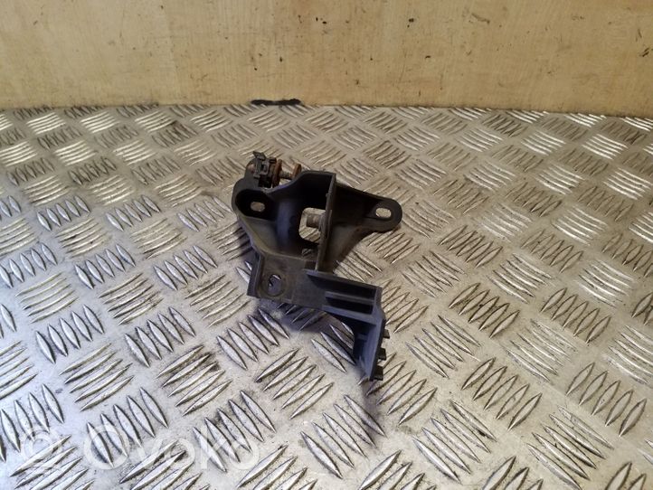 Audi TT TTS Mk2 Soporte del parachoques delantero 8J0806540A