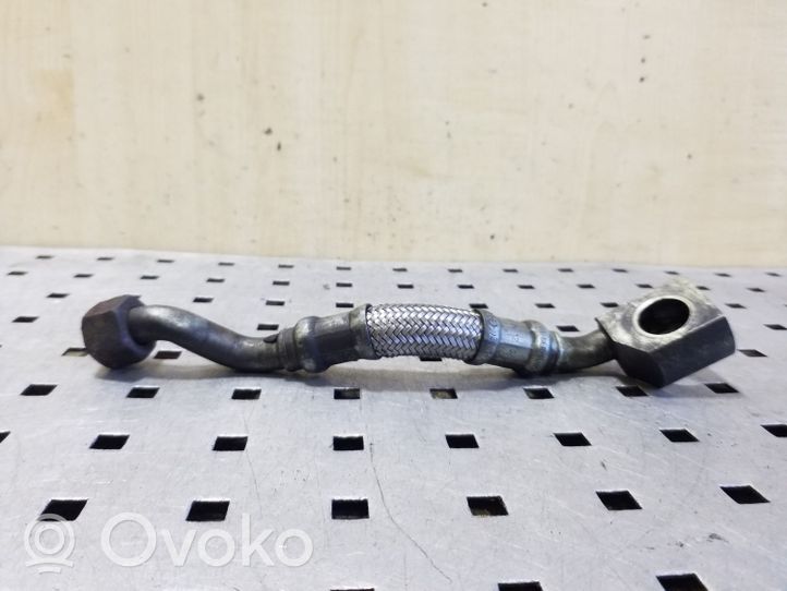 Audi 80 90 S2 B4 Tubo flessibile mandata olio del turbocompressore turbo 028145736C