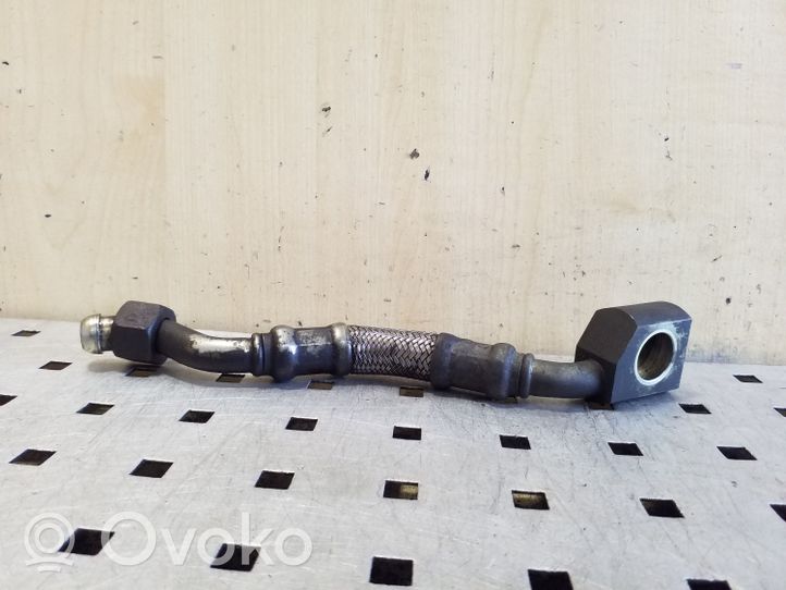 Audi 80 90 S2 B4 Tepimo vamzdelis (-iai)/ žarna (-os) 028145736C