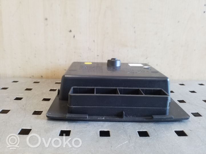 Volkswagen Caddy Kita centrinė konsolės (tunelio) detalė 2K5863284