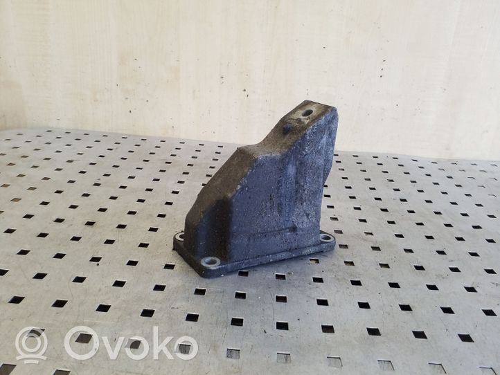 Audi A6 S6 C4 4A Supporto di montaggio scatola del cambio 4A0399113F