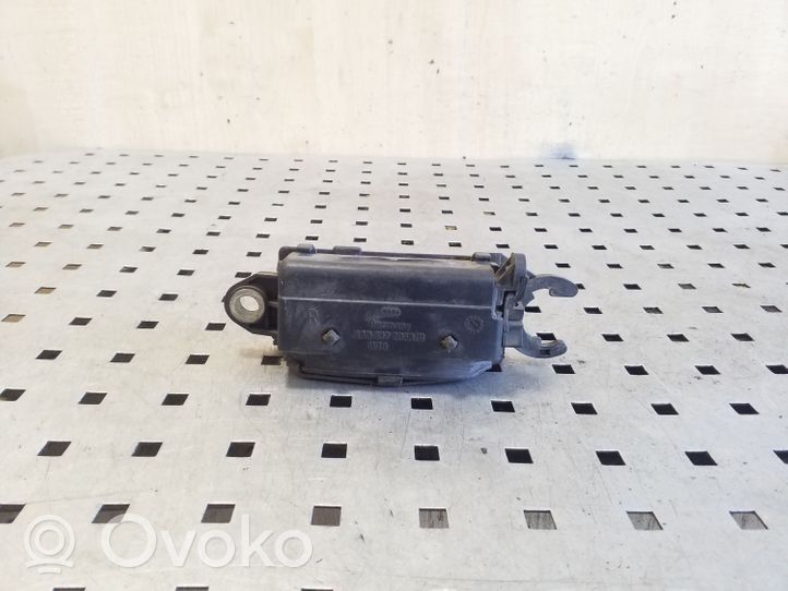 Audi A6 S6 C4 4A Etuoven ulkokahva 4A0837206A