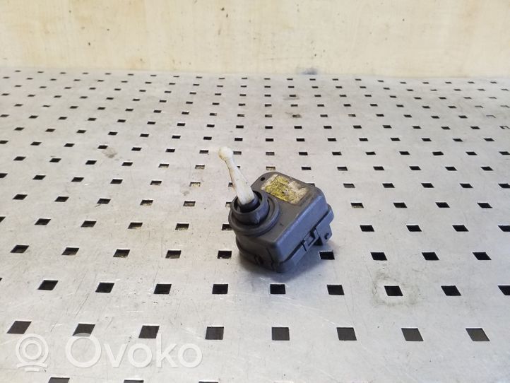 Audi 80 90 S2 B4 Motorino di regolazione assetto fari 8A0941295B