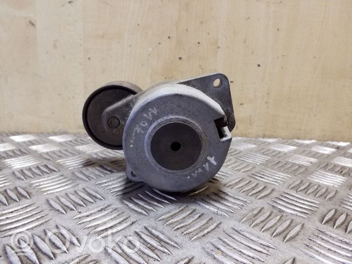 Honda CR-V Generator/alternator belt tensioner 