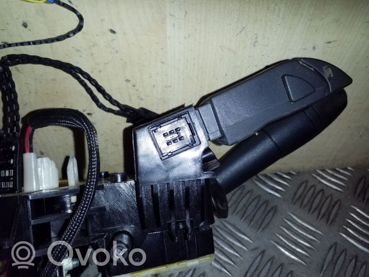 Renault Trafic III (X82) Lenkwinkelsensor Airbagschleifring Wickelfeder 255670610R