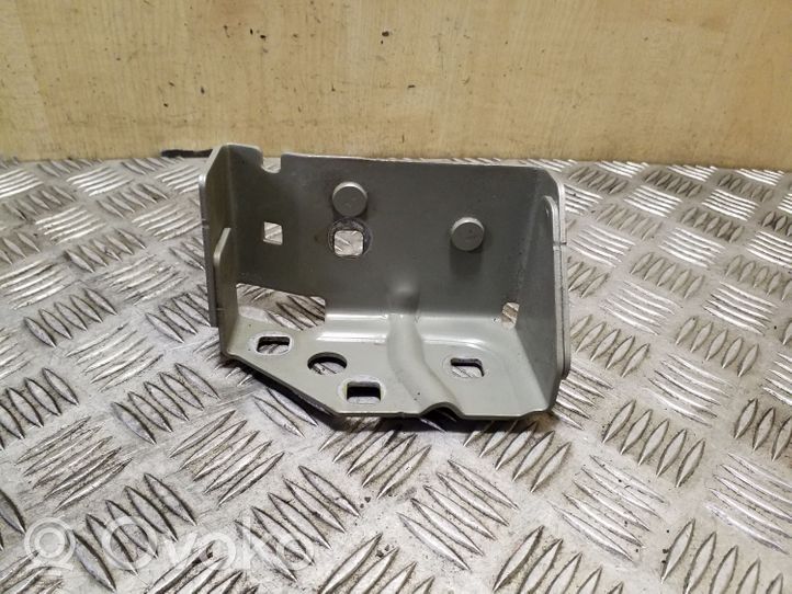 Renault Trafic III (X82) Fender mounting bracket 3512063R