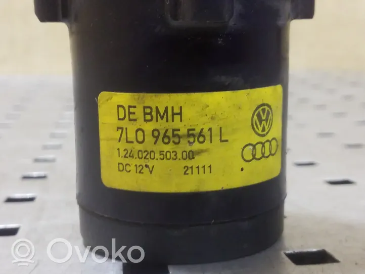 Volkswagen Touareg II Pompe à eau de liquide de refroidissement 7L0965561L