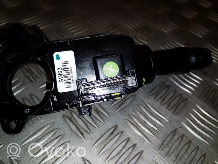 Hyundai ix35 Interruptor/palanca de limpiador de luz de giro 934202Y660