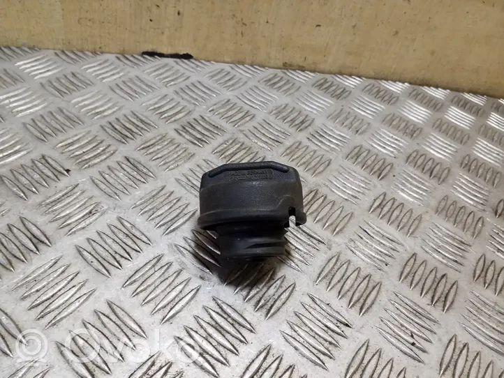 Audi A4 S4 B5 8D Tappo del serbatoio del carburante 1H0201553B