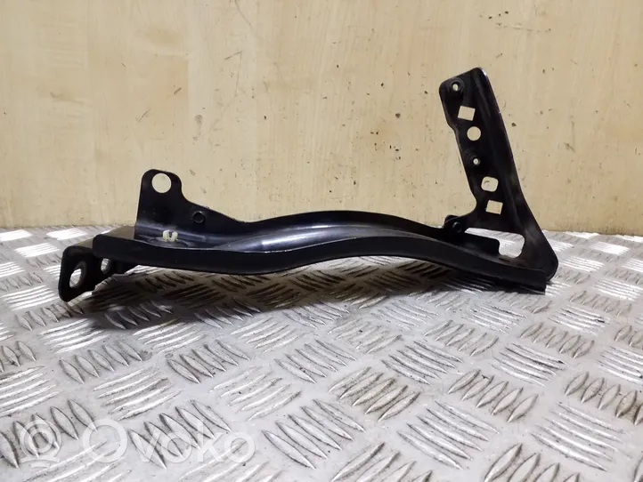 Audi TT TTS Mk2 Fender mounting bracket 