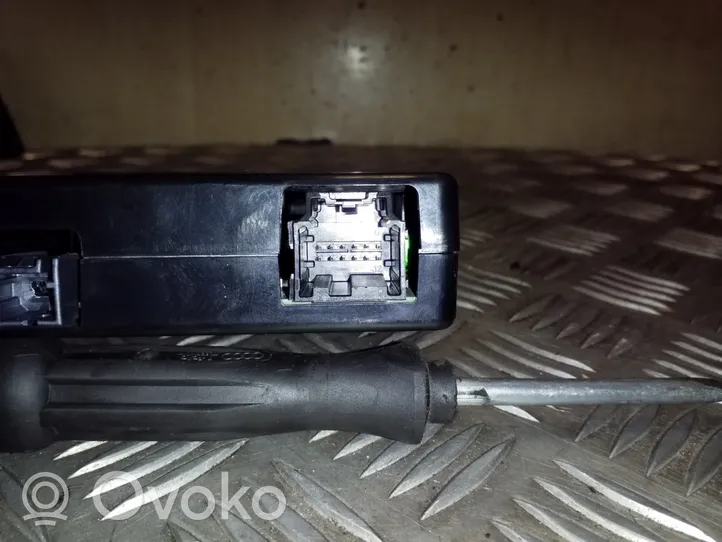 Ford Mondeo MK V Gniazdo / Złącze USB BT4T14F014AE